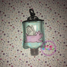 3D When Pigs Fly ITH 2 Oz. Sanitizer Case 5x7
