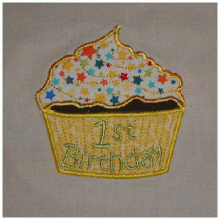 Birthday Cupcake Applique 4x4