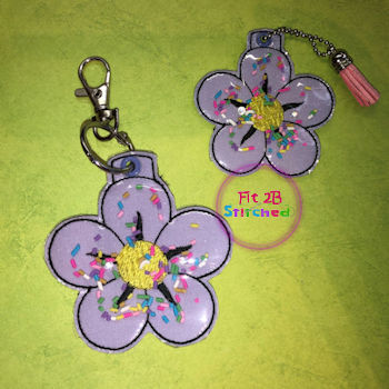 Flower 1 ITH Shaker Tag 2 Sizes