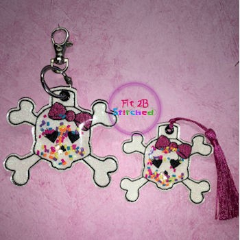 Girl Skull N Crossbones ITH Shaker Tag 2 Sizes