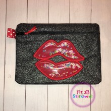 Lips ITH Shaker Lined Zipper Pouch